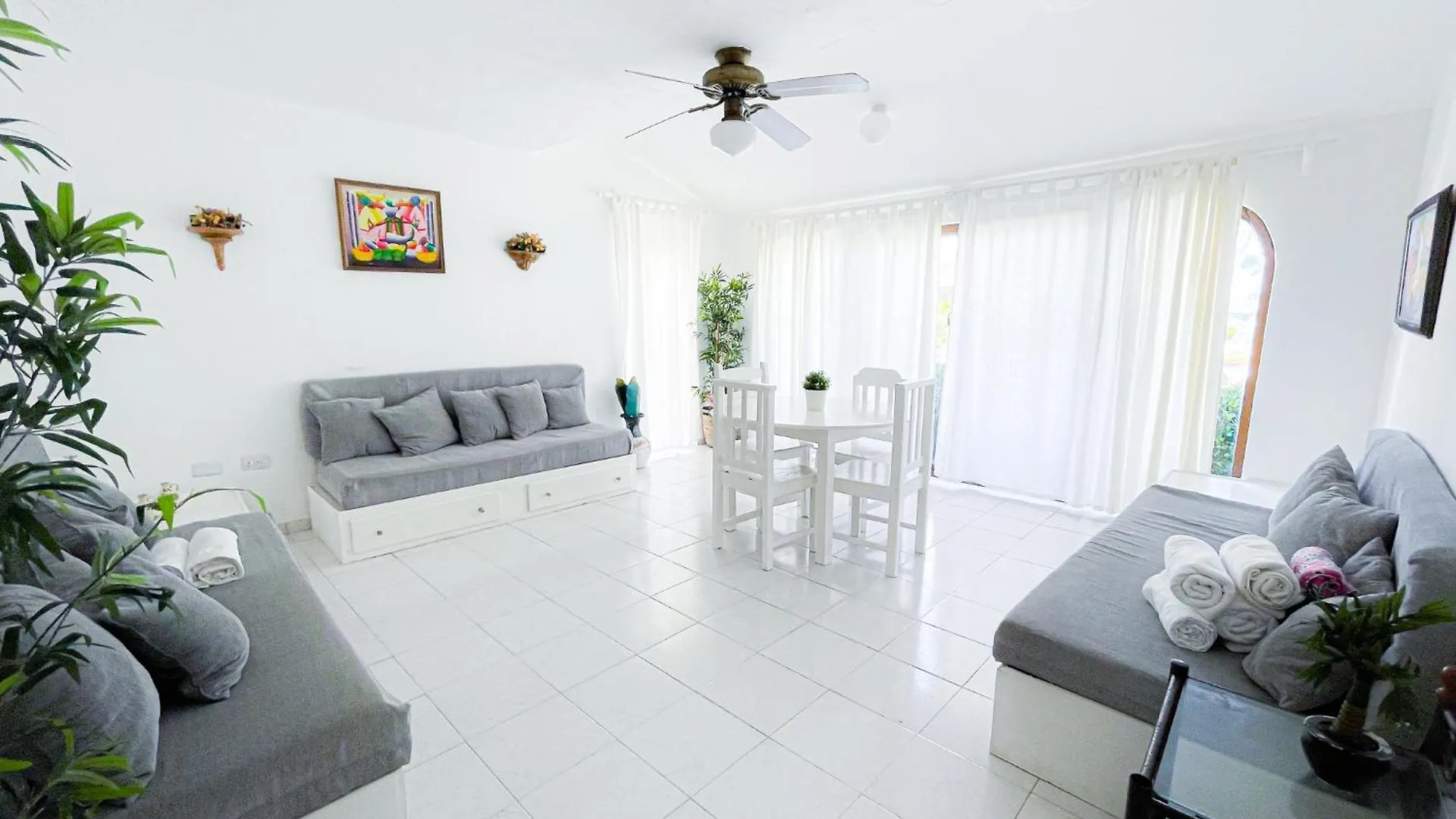 Oceanfront & Garden View Villas Hotel Wifi Bbq Parking Los Corales Beach Club & Spa プンタ・カナ